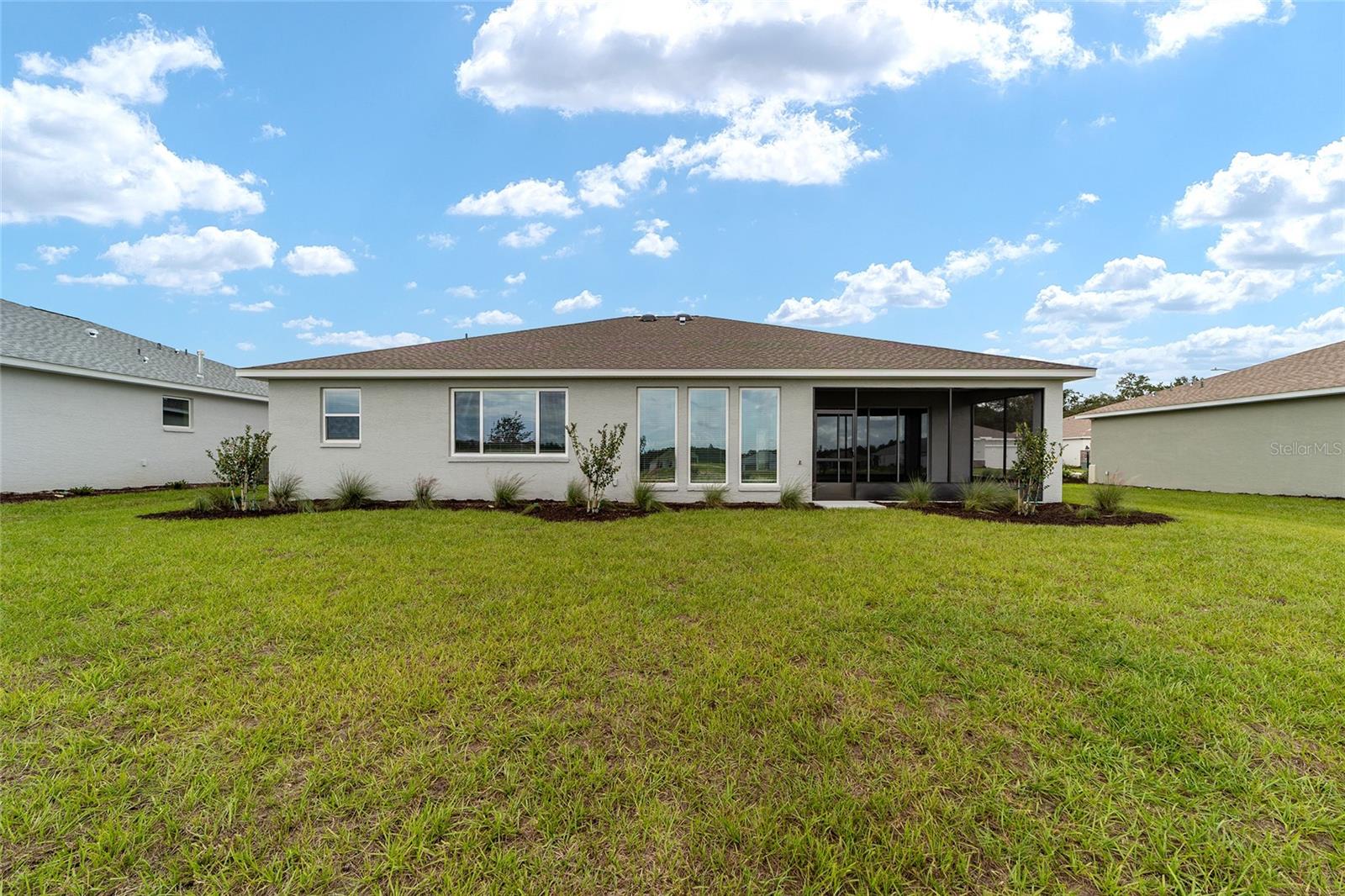 ON TOP OF THE WORLD - Residential Lease
