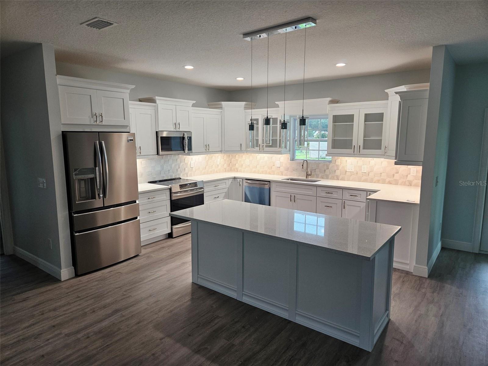 RUSSWOOD ESTATES - Residential