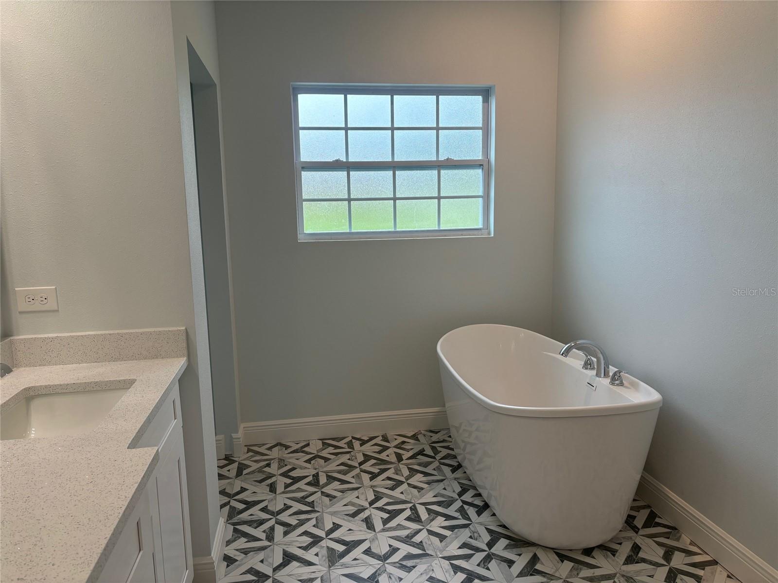 RUSSWOOD ESTATES - Residential