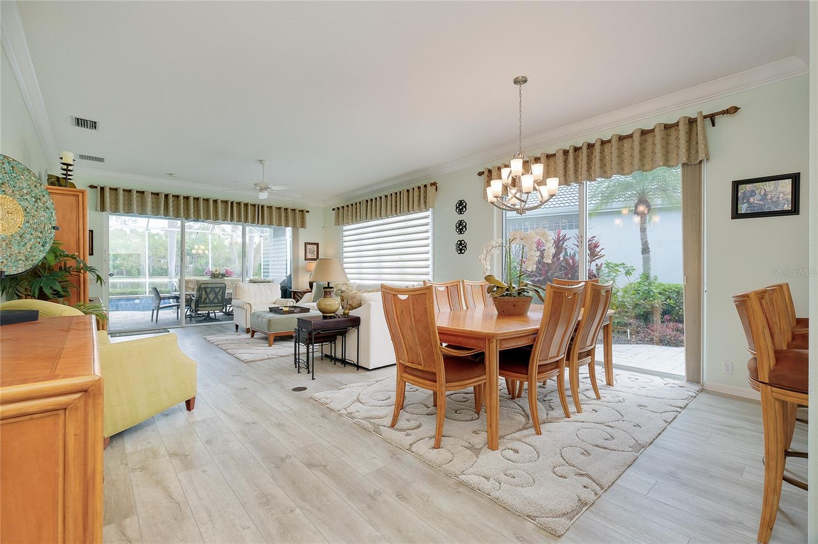 ROSEDALE 11 - Residential
