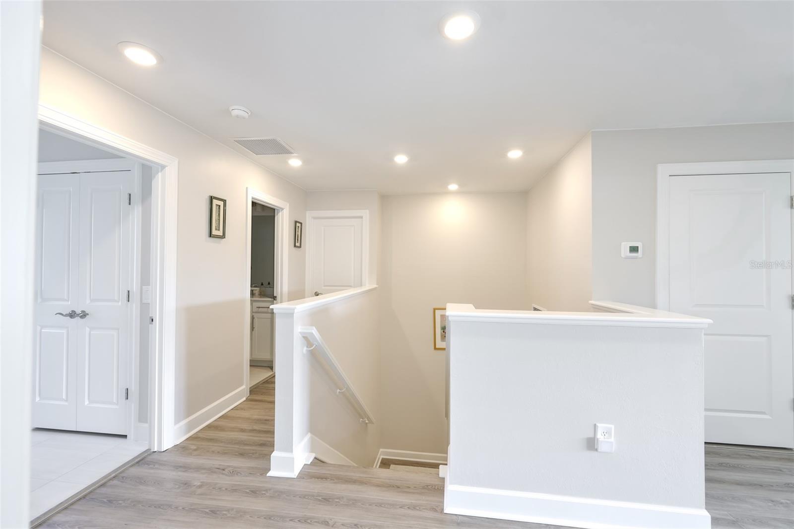 SAPPHIRE POINT PH IIIA - Residential