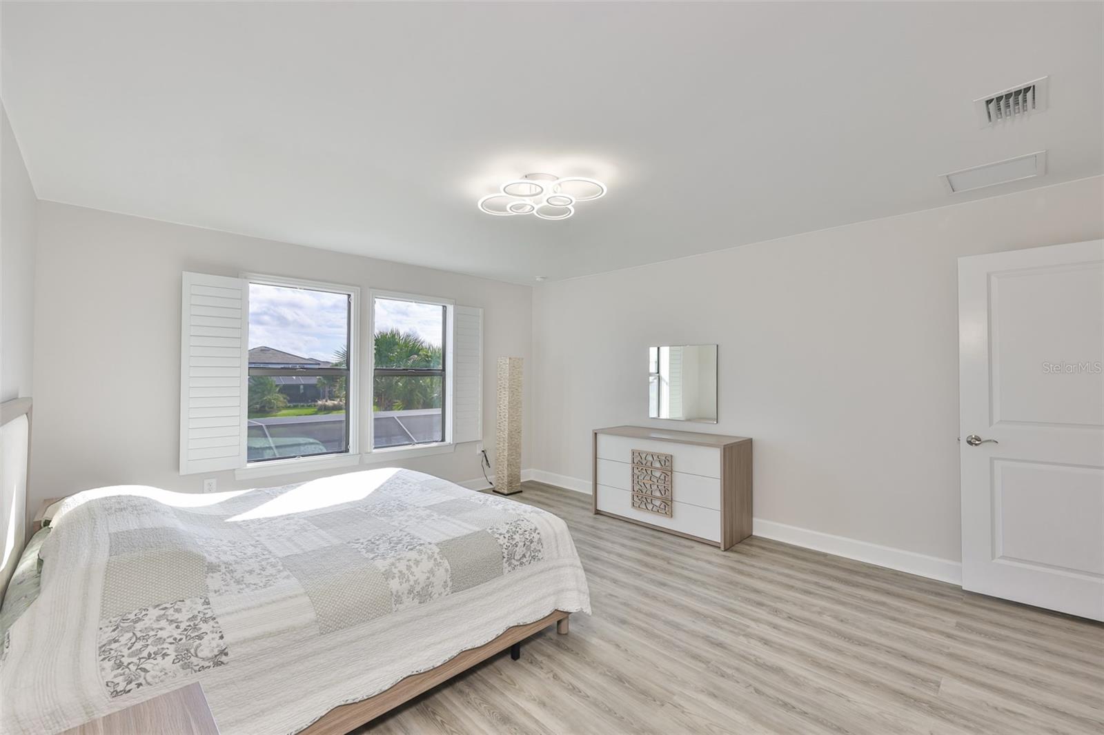 SAPPHIRE POINT PH IIIA - Residential