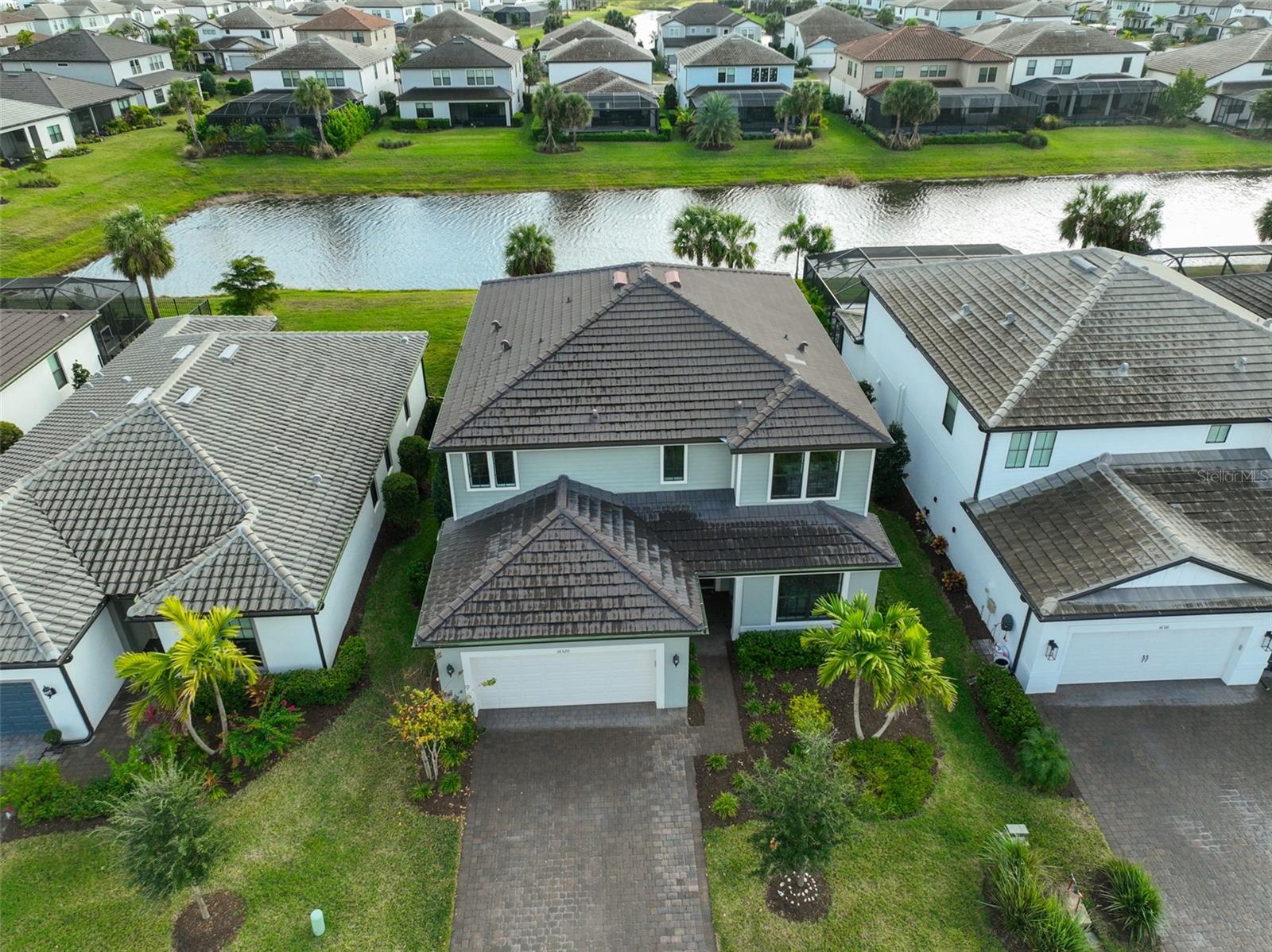 SAPPHIRE POINT PH IIIA - Residential