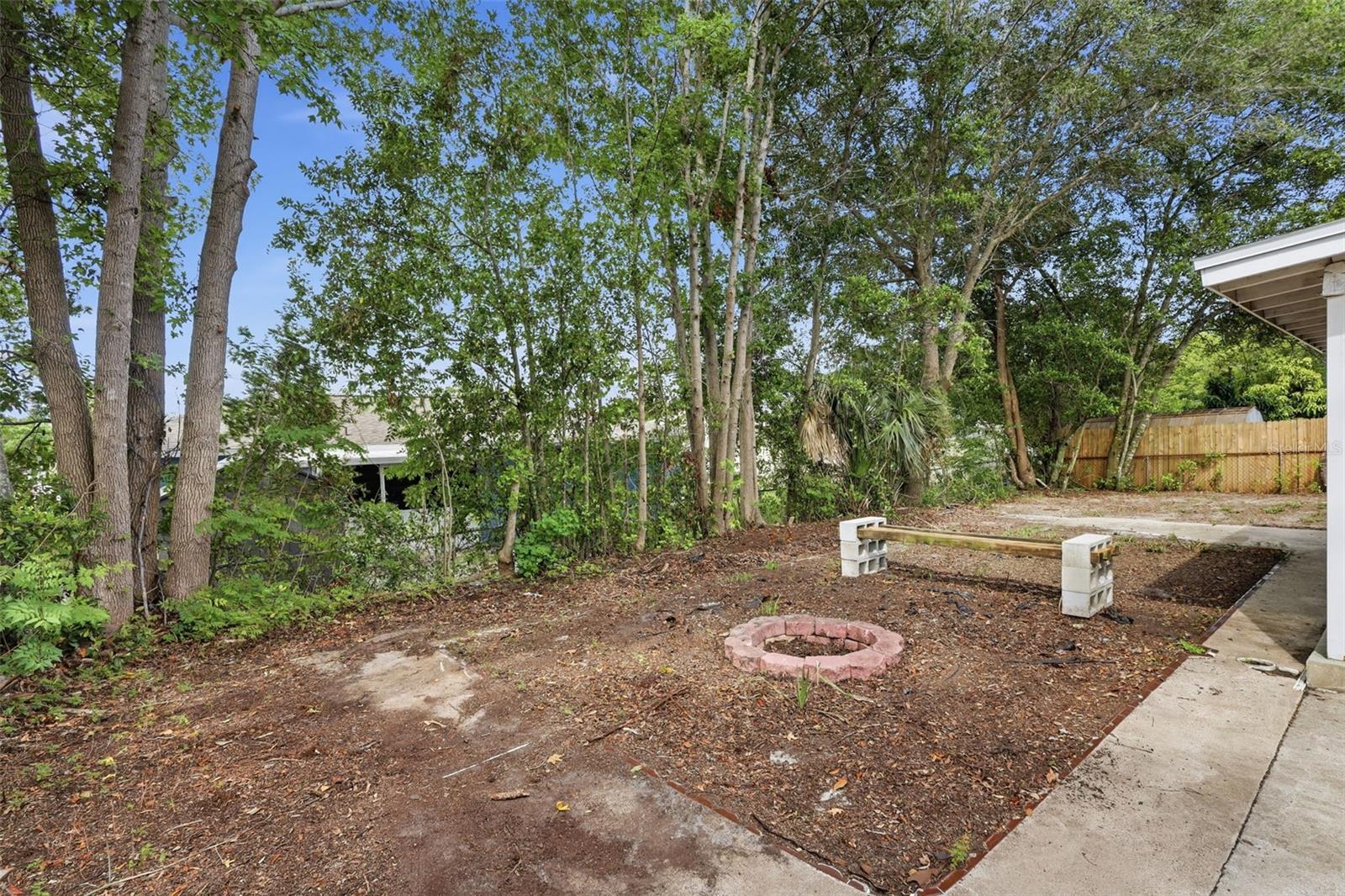 DELTONA LAKES UNIT 74 - Residential