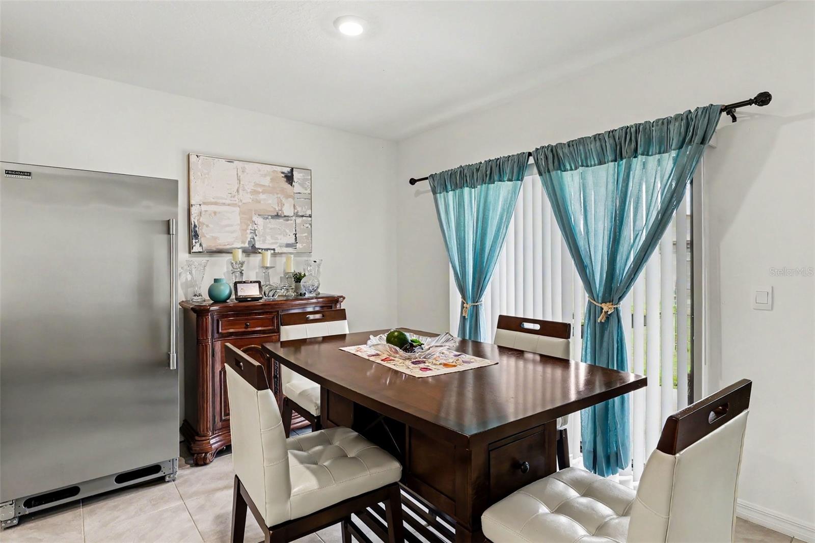 CYPRESS BAY PRESERVE-PH 2 - Residential