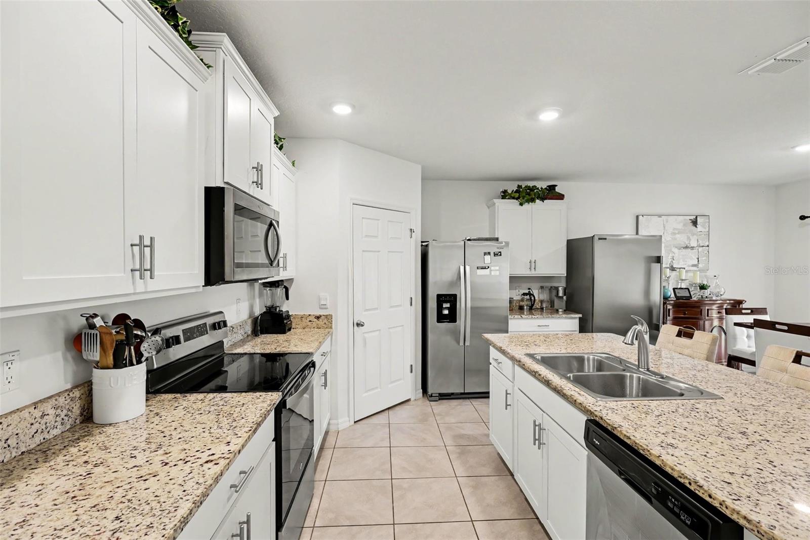 CYPRESS BAY PRESERVE-PH 2 - Residential
