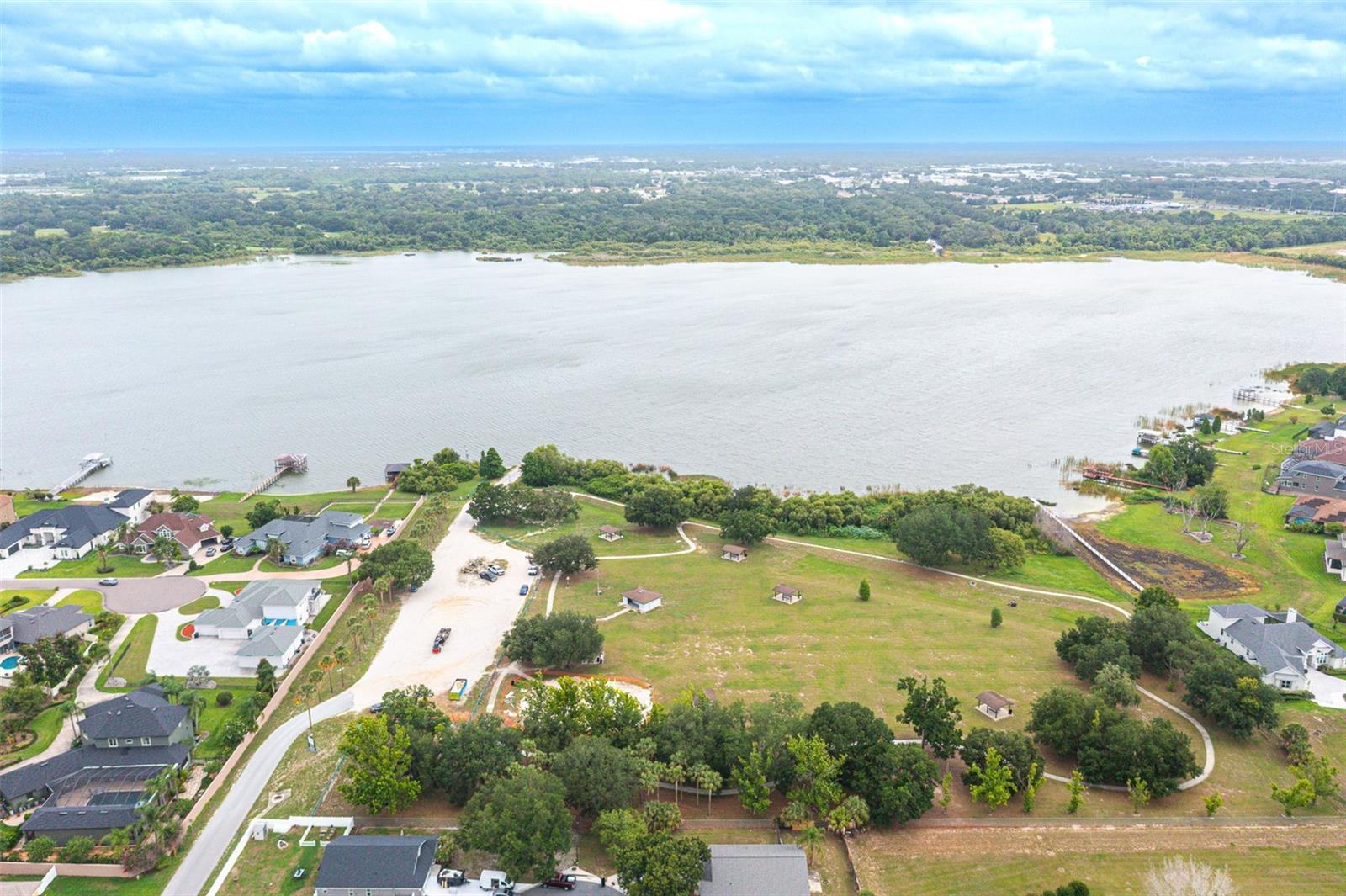 HIGHLANDS BY THE LAKE PH I AND PH II - Residential