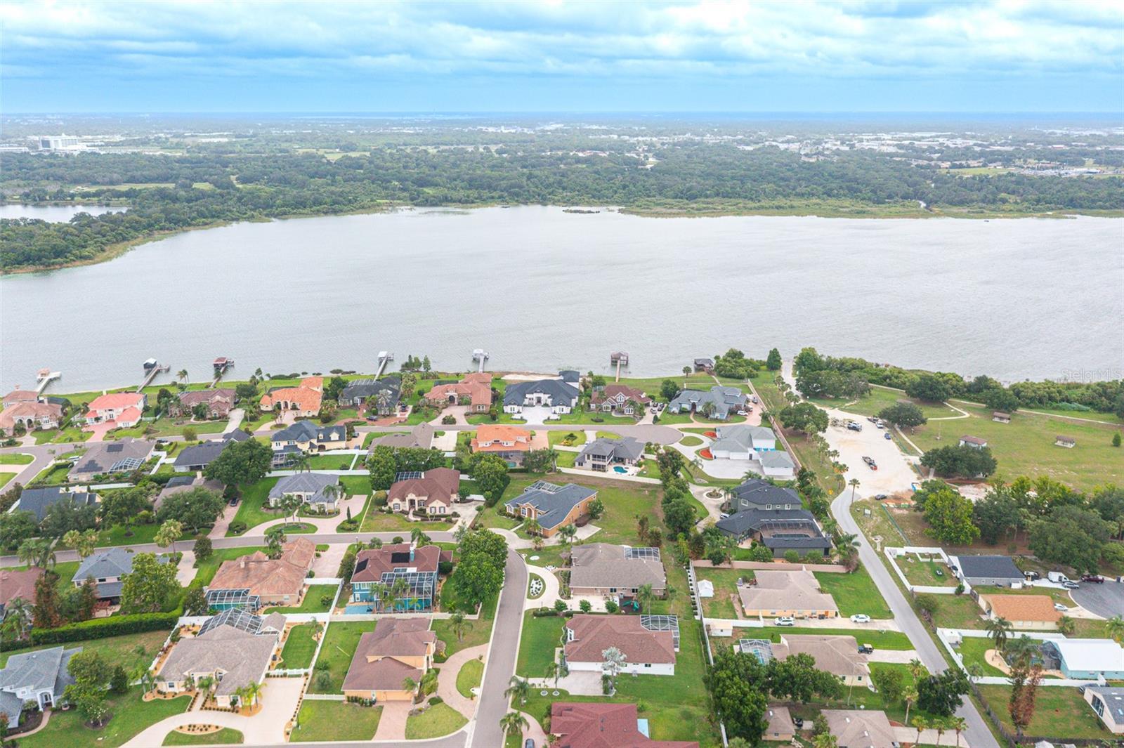 HIGHLANDS BY THE LAKE PH I AND PH II - Residential