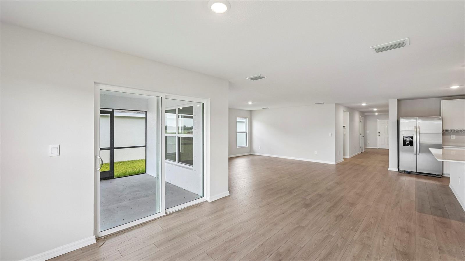 RYE CROSSING - Residential