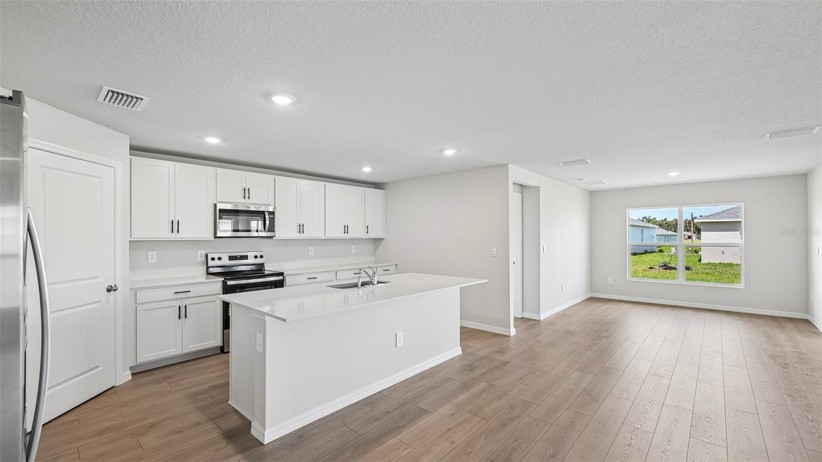 RYE CROSSING - Residential