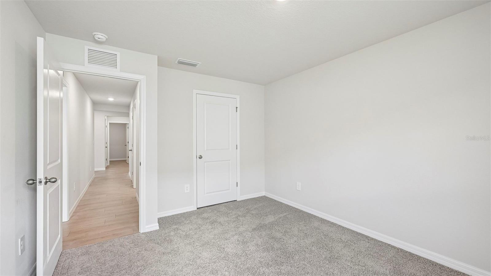 RYE CROSSING - Residential