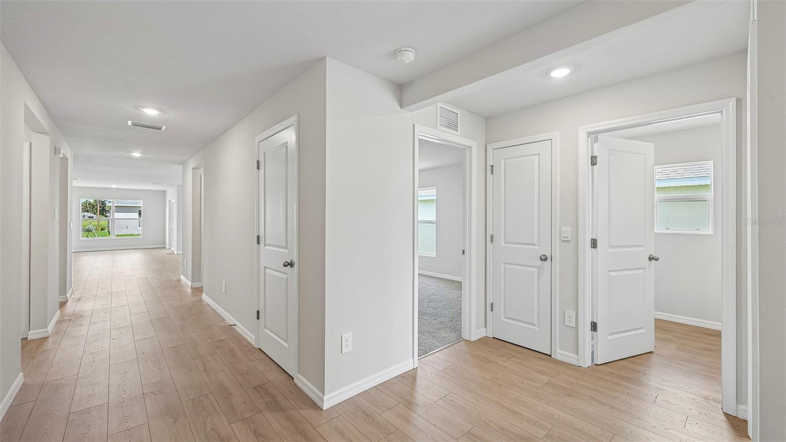 RYE CROSSING - Residential