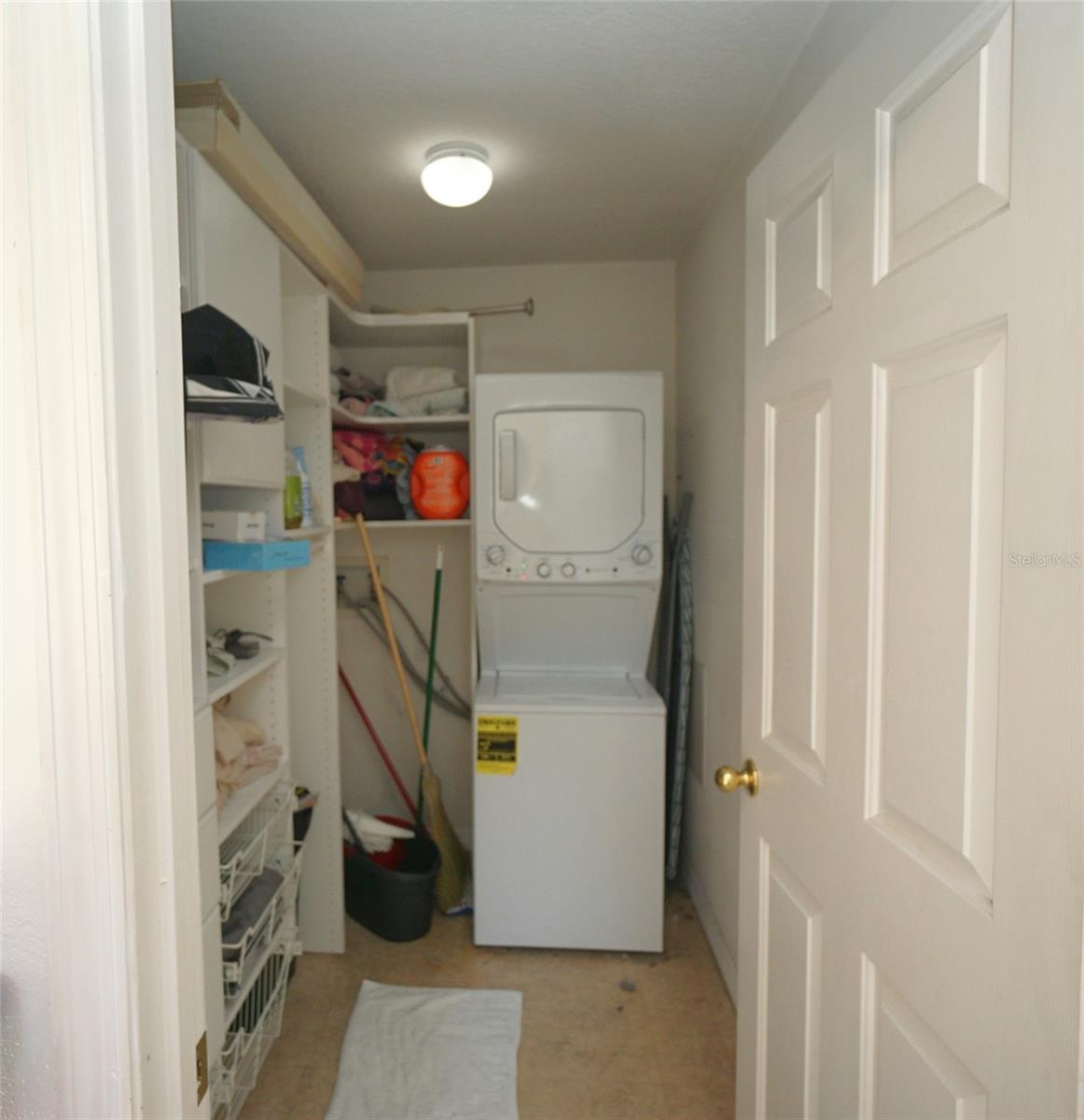 LAKE ST CHARLES UNIT 2 - Residential Lease