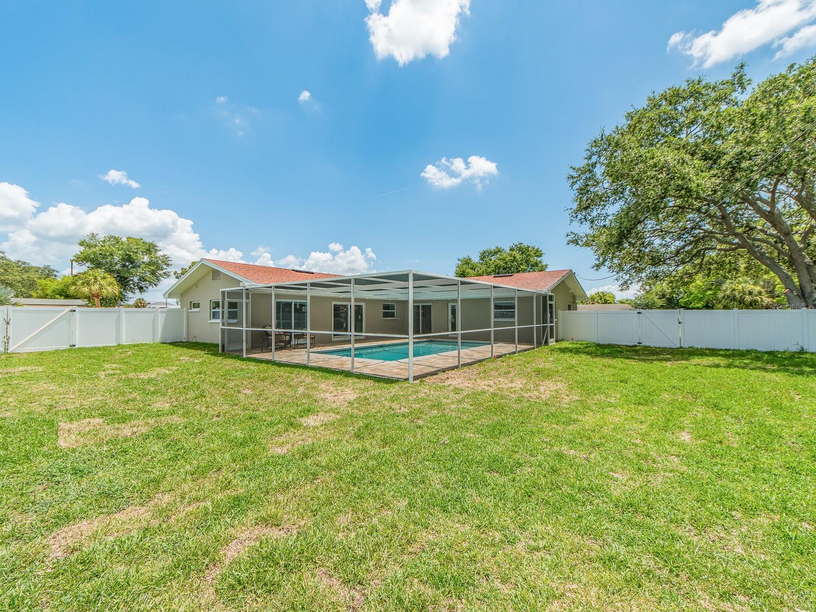 HARBOR BLUFFS SEC 1 - Residential