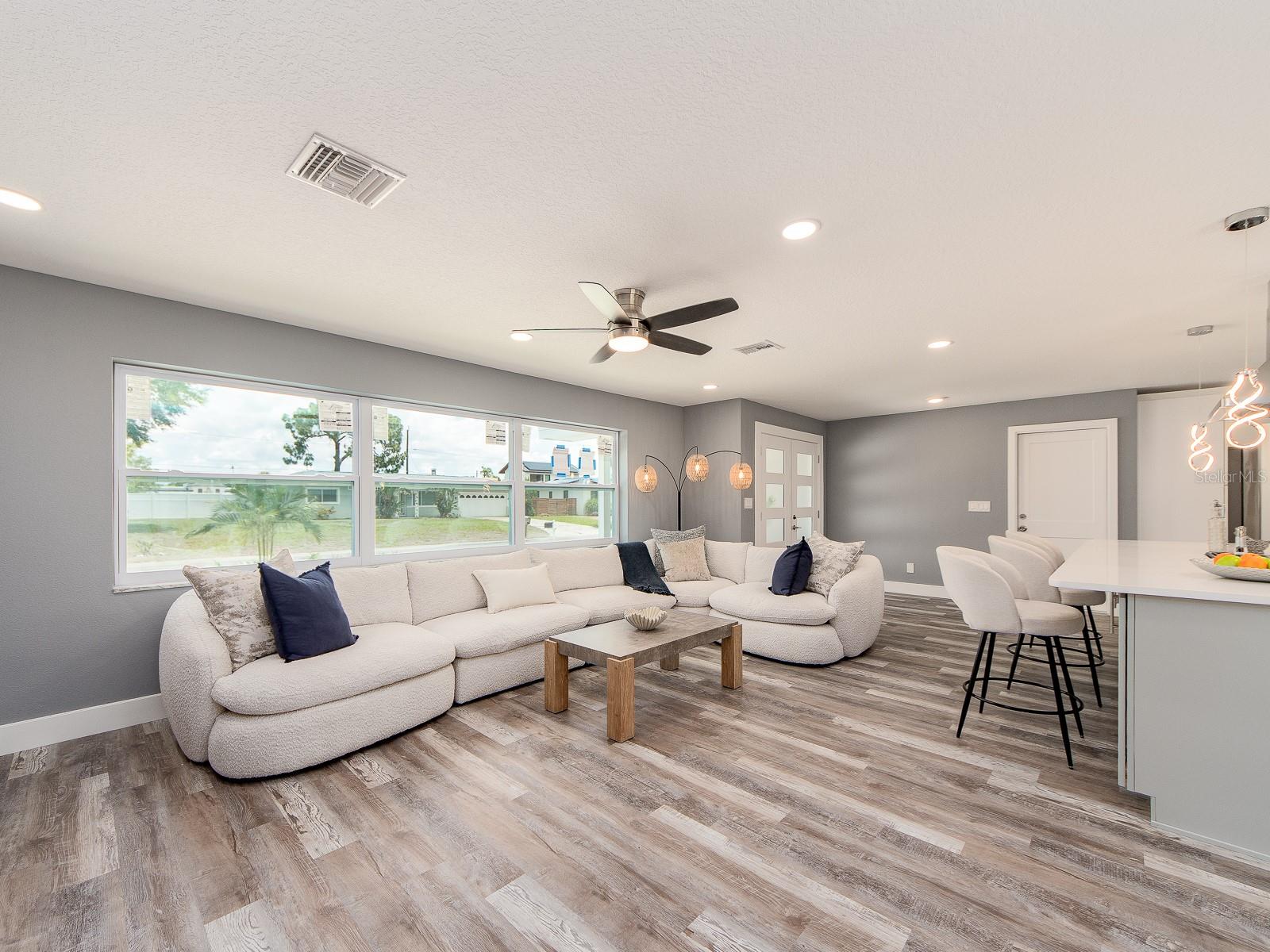 HARBOR BLUFFS SEC 1 - Residential