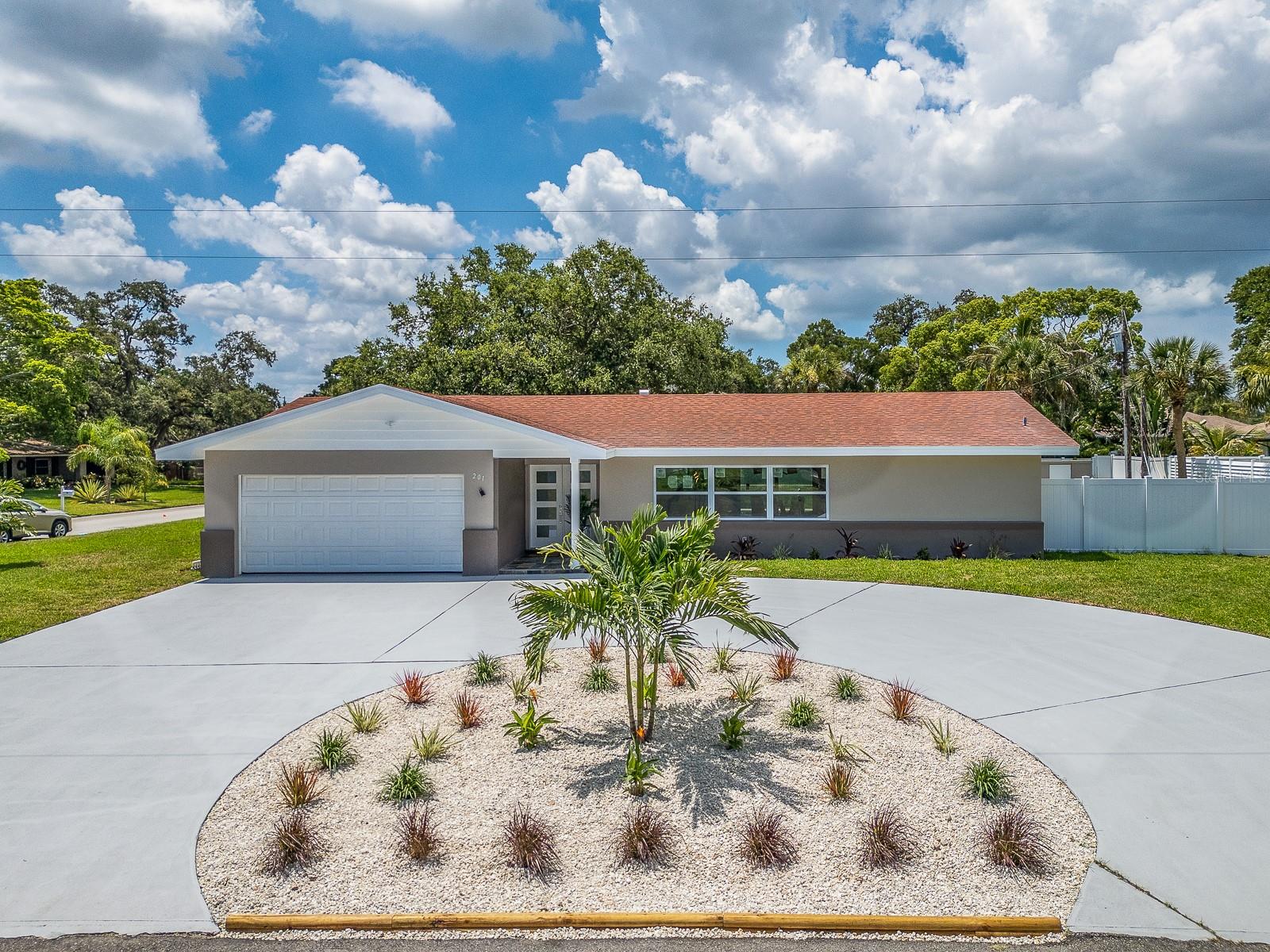 HARBOR BLUFFS SEC 1 - Residential