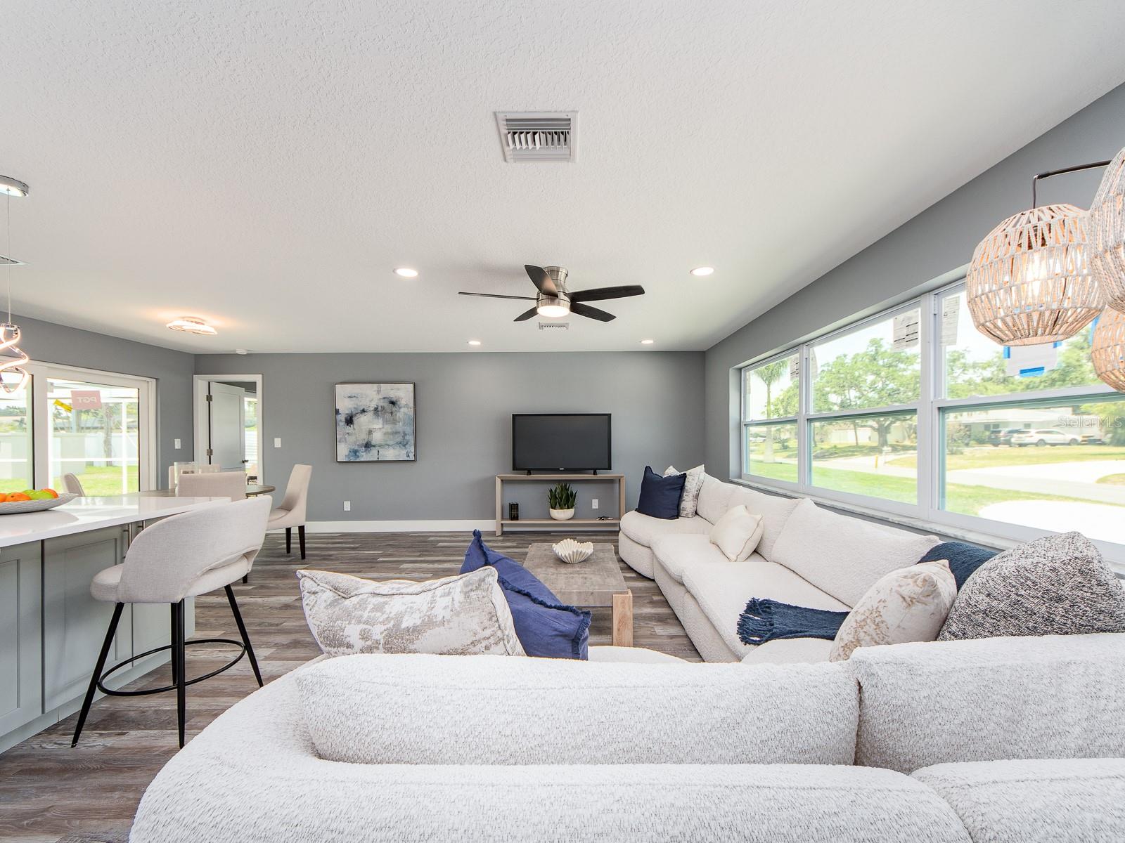 HARBOR BLUFFS SEC 1 - Residential