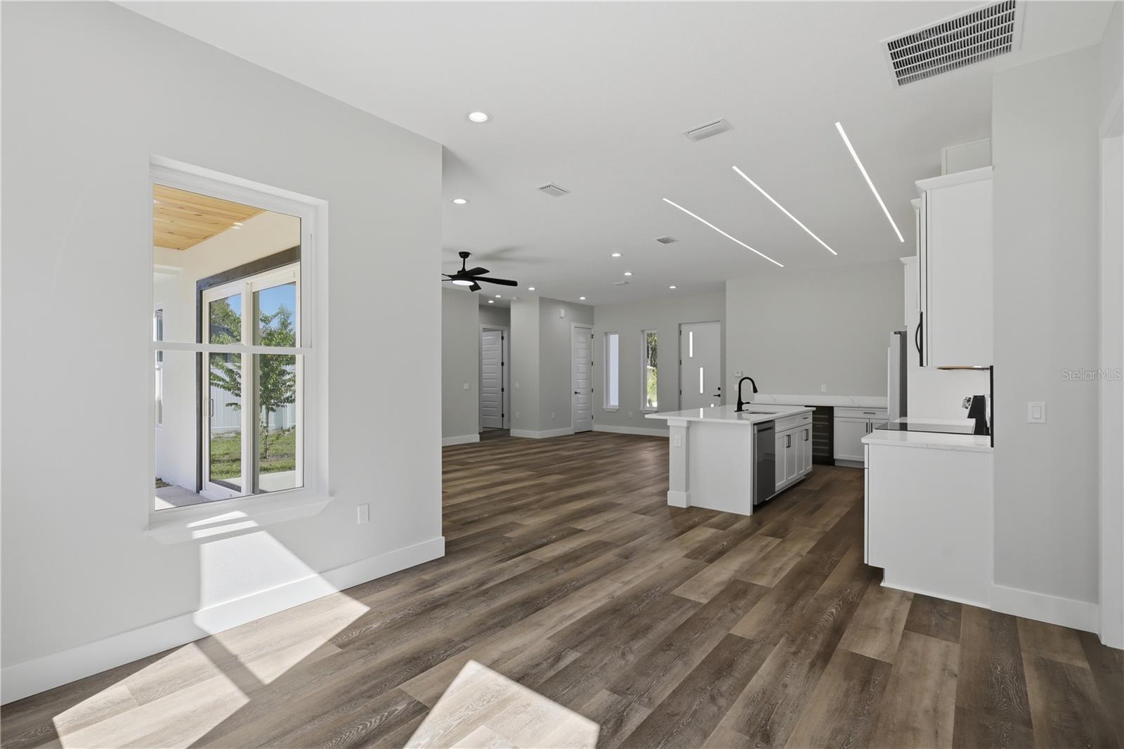 BELLE TERRE - Residential