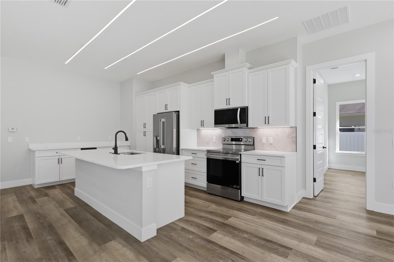 BELLE TERRE - Residential