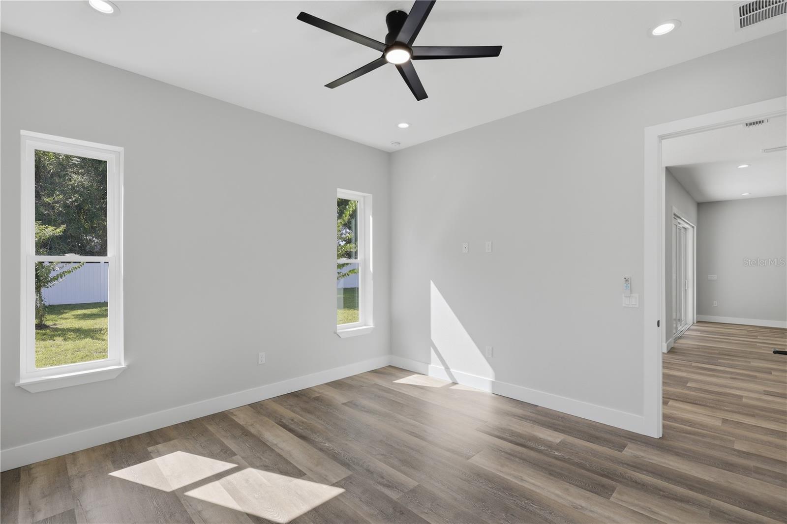 BELLE TERRE - Residential