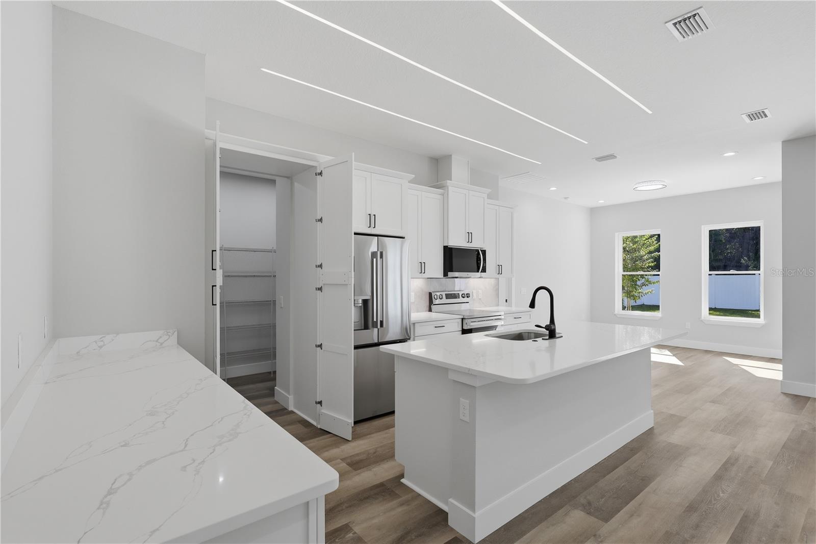 BELLE TERRE - Residential