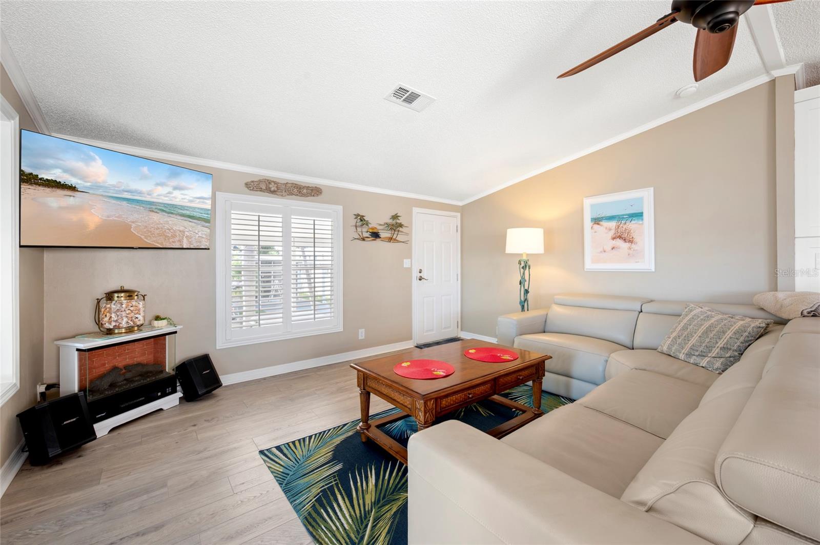 RIVER FOREST MHP - Residential