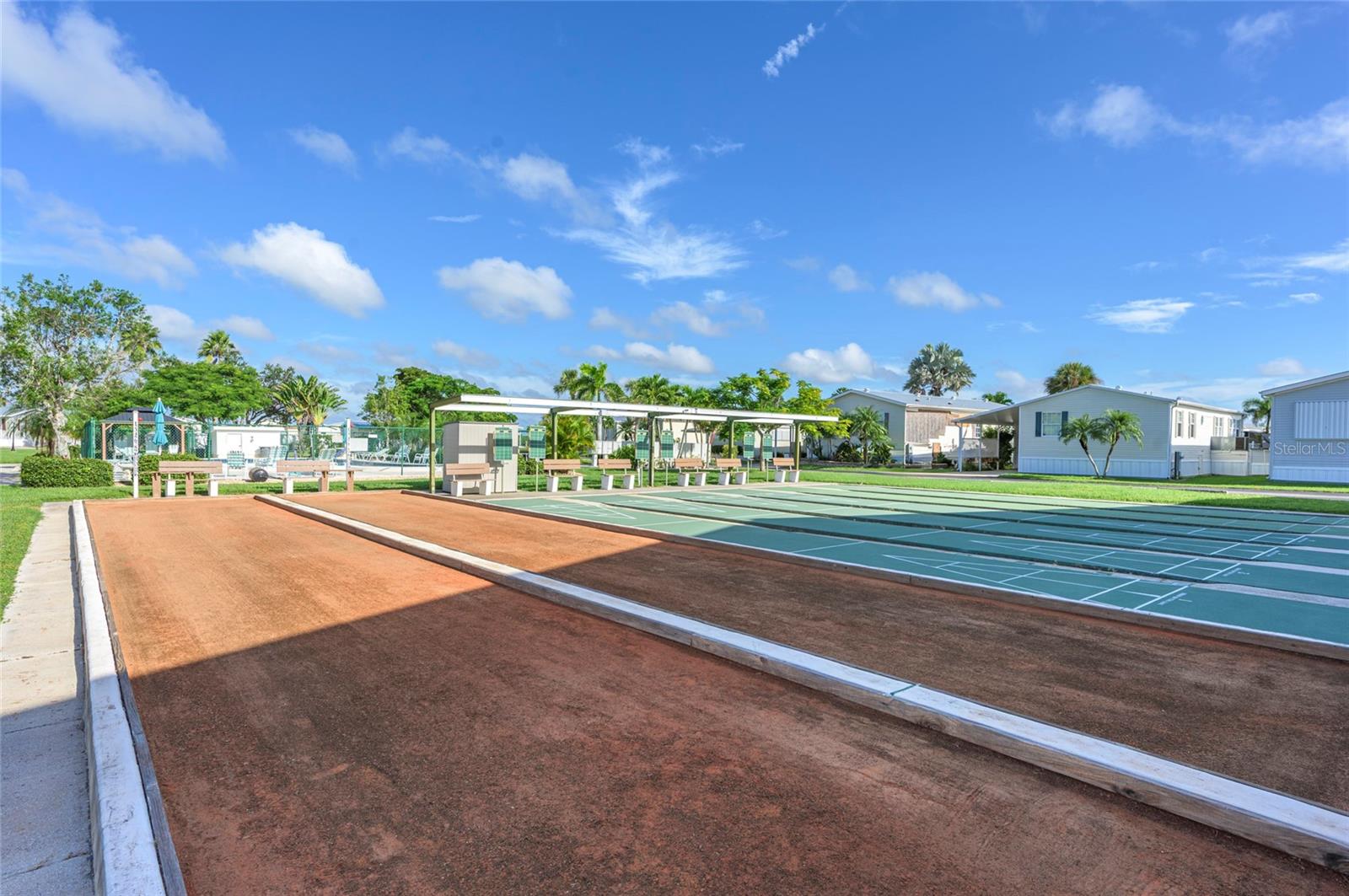 RIVER FOREST MHP - Residential