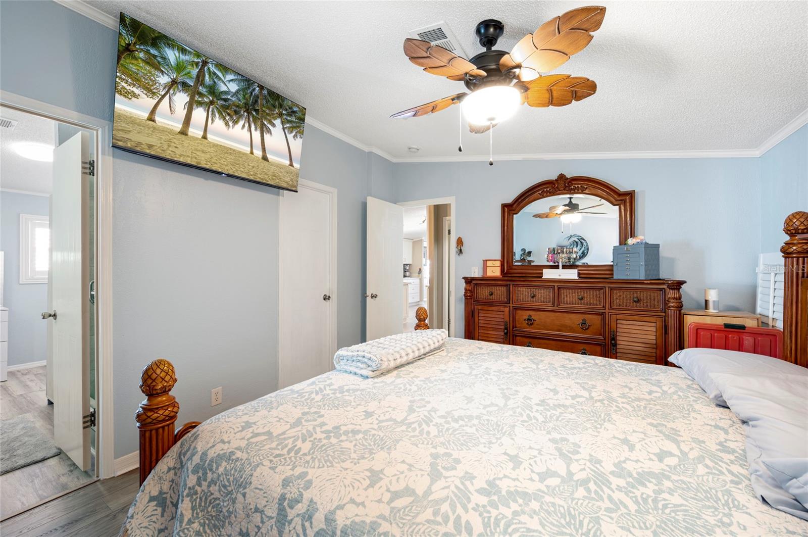 RIVER FOREST MHP - Residential