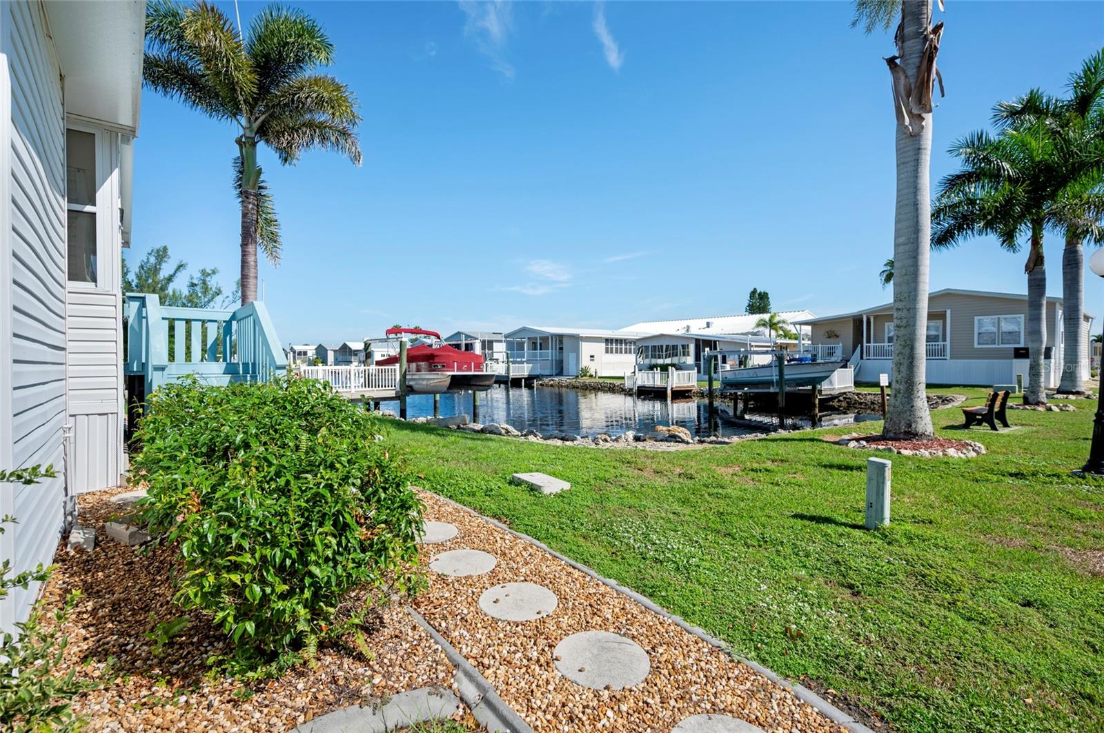RIVER FOREST MHP - Residential