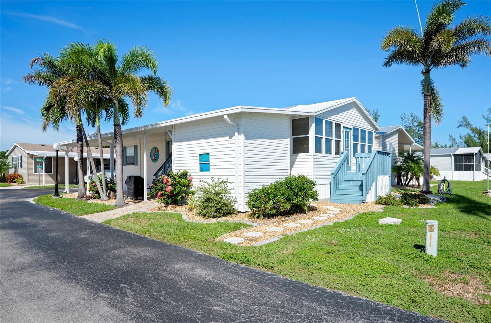 RIVER FOREST MHP - Residential
