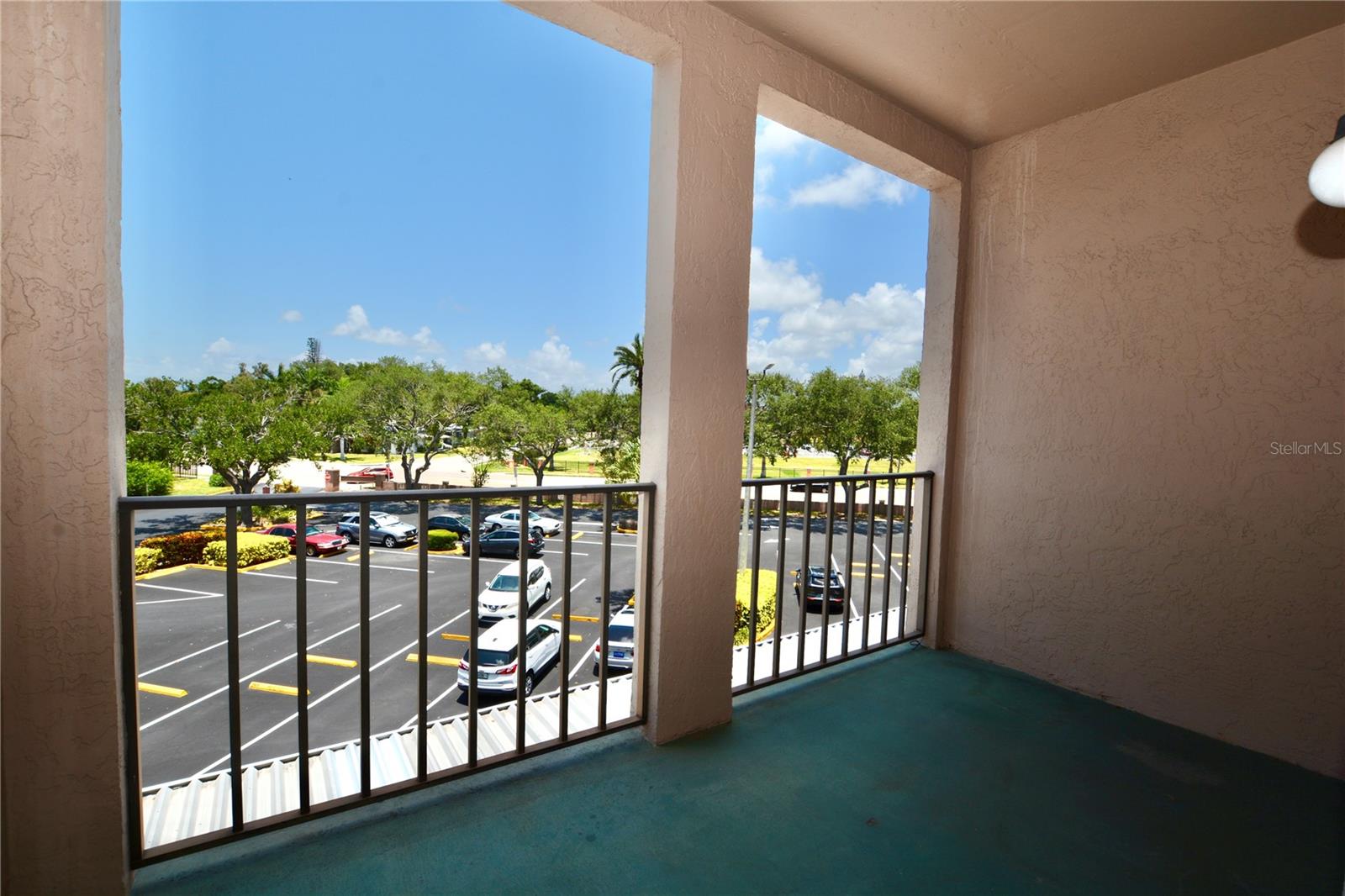 GOLFVIEW II CONDO - Residential