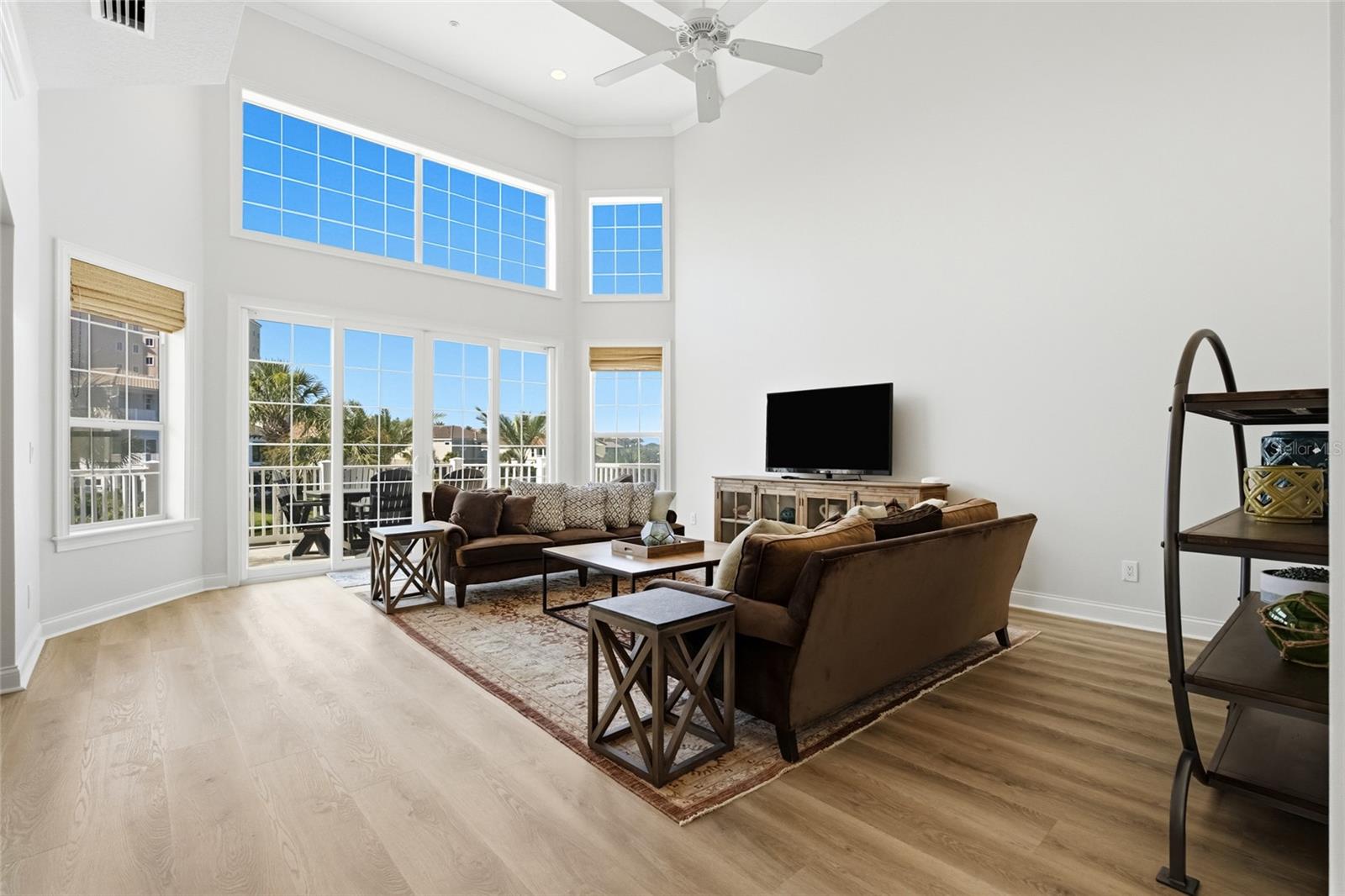 NORTHSHORE 4 - Residential