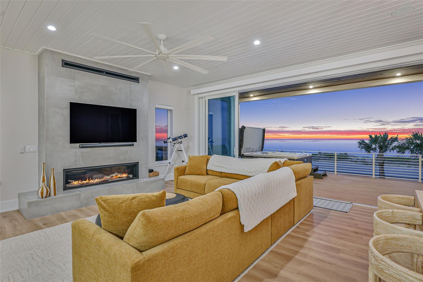 SUNRISE BEACH SUB - Residential
