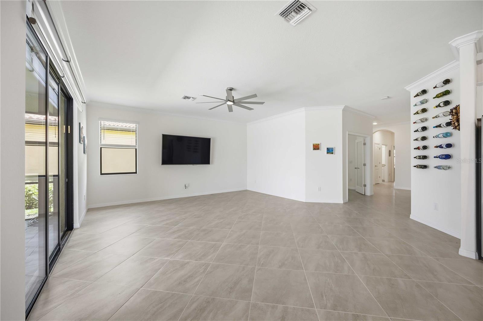 SARASOTA NATIONAL PH 13-B - Residential
