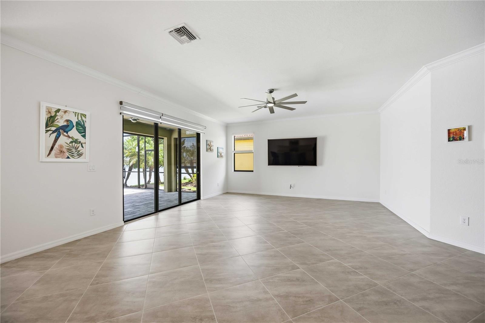 SARASOTA NATIONAL PH 13-B - Residential