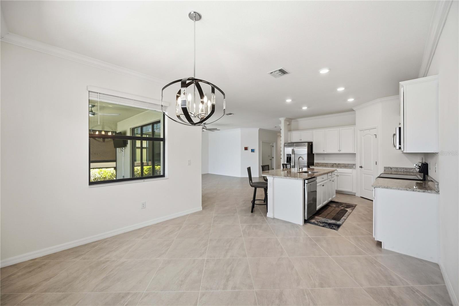 SARASOTA NATIONAL PH 13-B - Residential