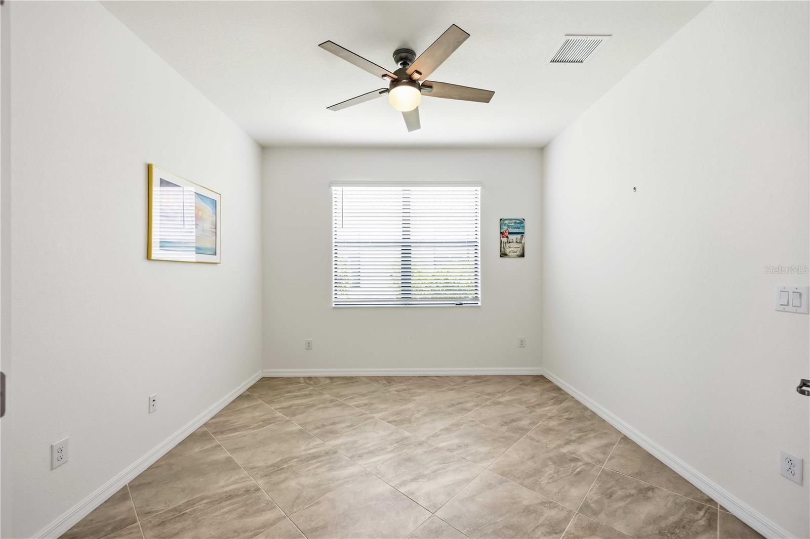 SARASOTA NATIONAL PH 13-B - Residential