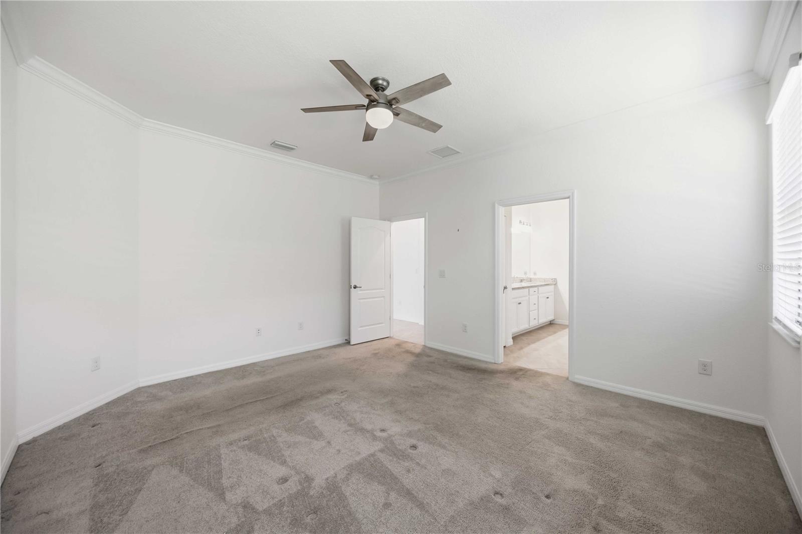 SARASOTA NATIONAL PH 13-B - Residential