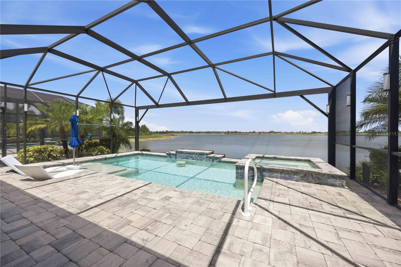SARASOTA NATIONAL PH 13-B - Residential