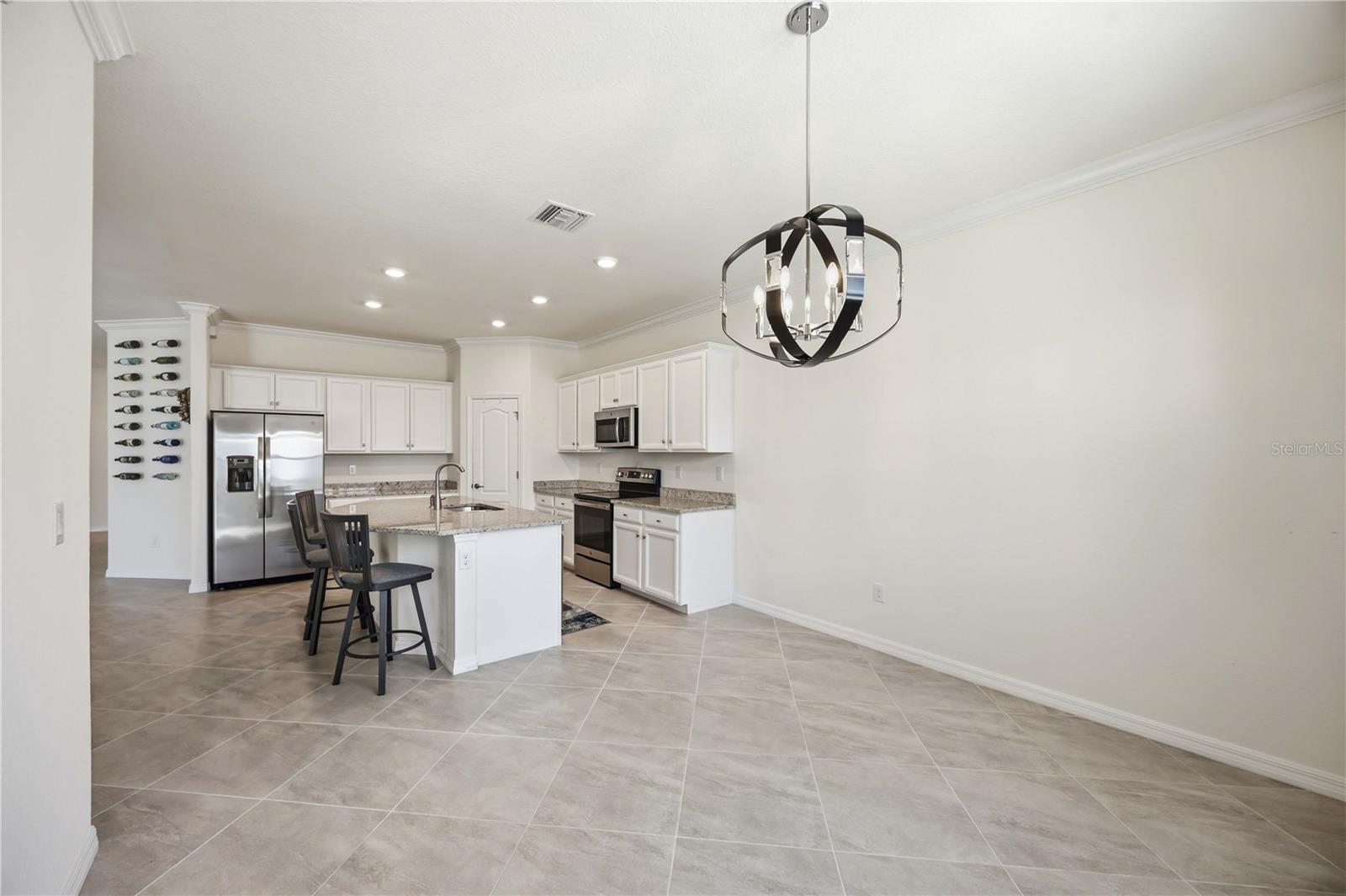 SARASOTA NATIONAL PH 13-B - Residential