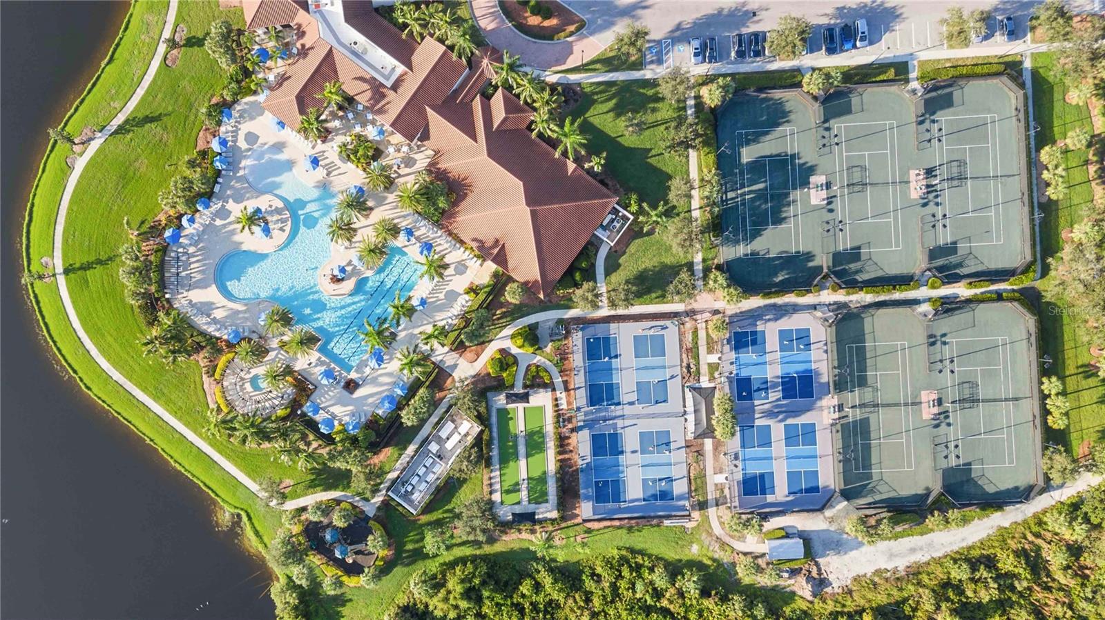 SARASOTA NATIONAL PH 13-B - Residential