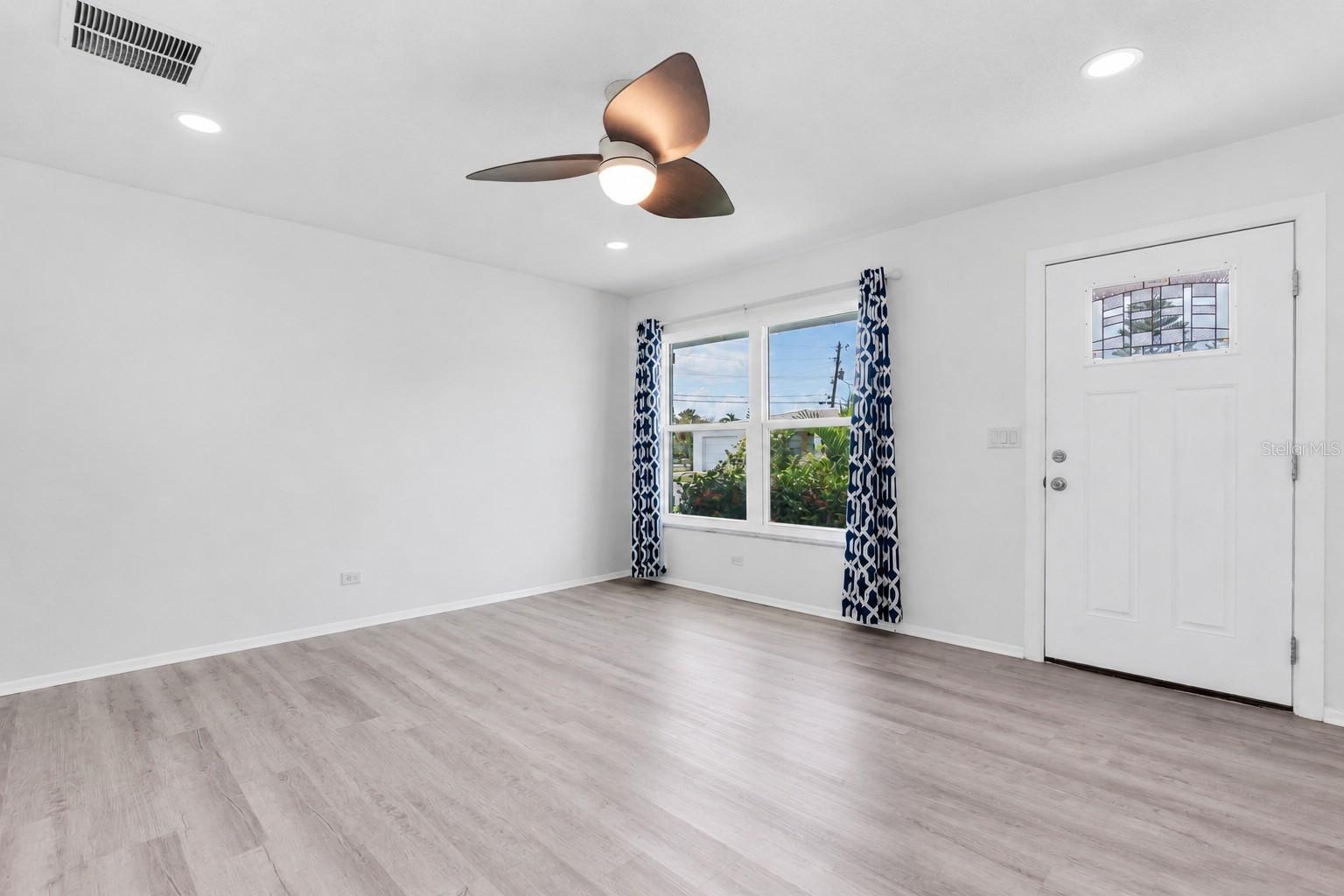 MAINLANDS OF TAMARAC BY THE GULF UNIT 3 CONDO - Residential