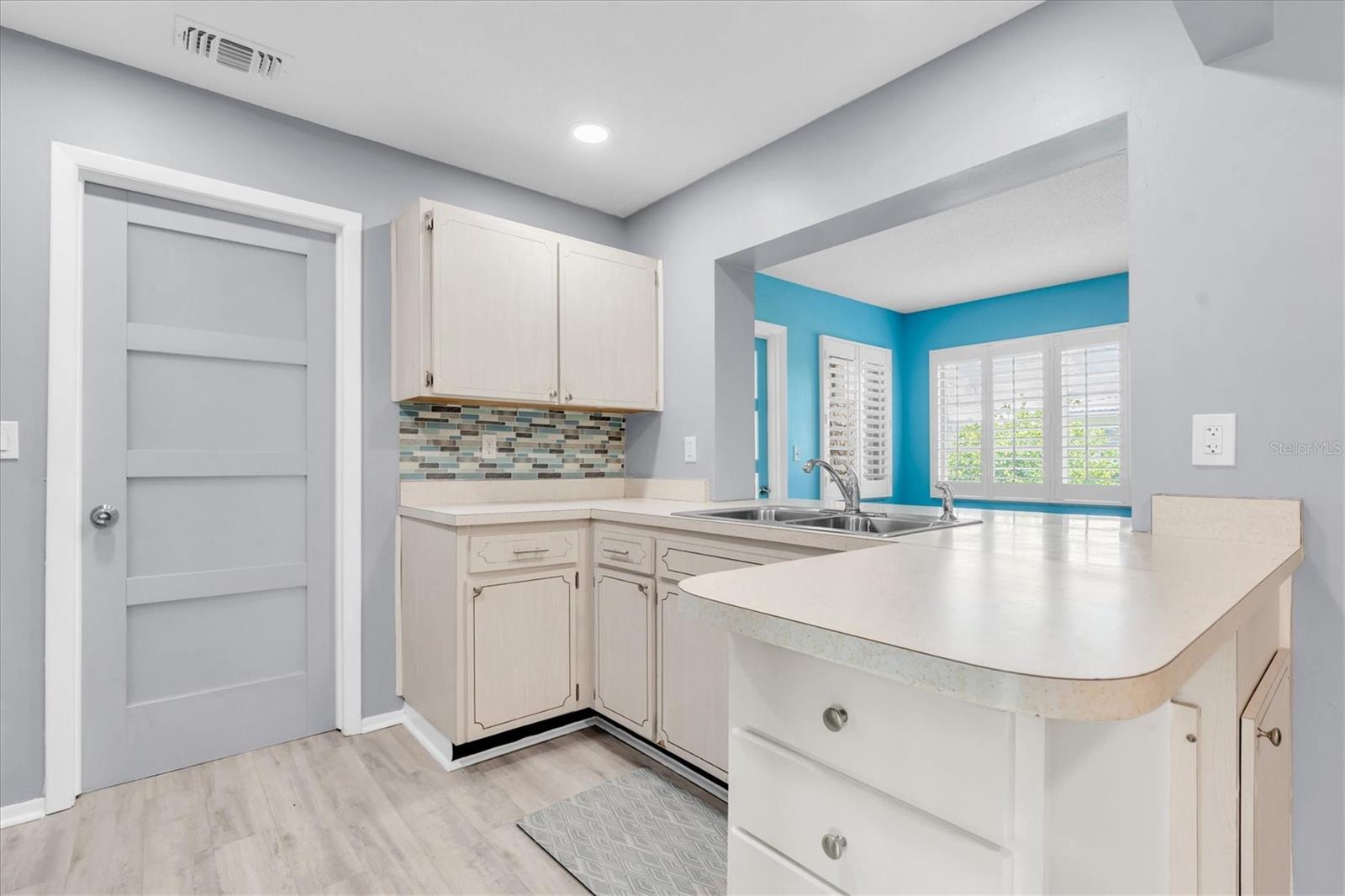 MAINLANDS OF TAMARAC BY THE GULF UNIT 3 CONDO - Residential