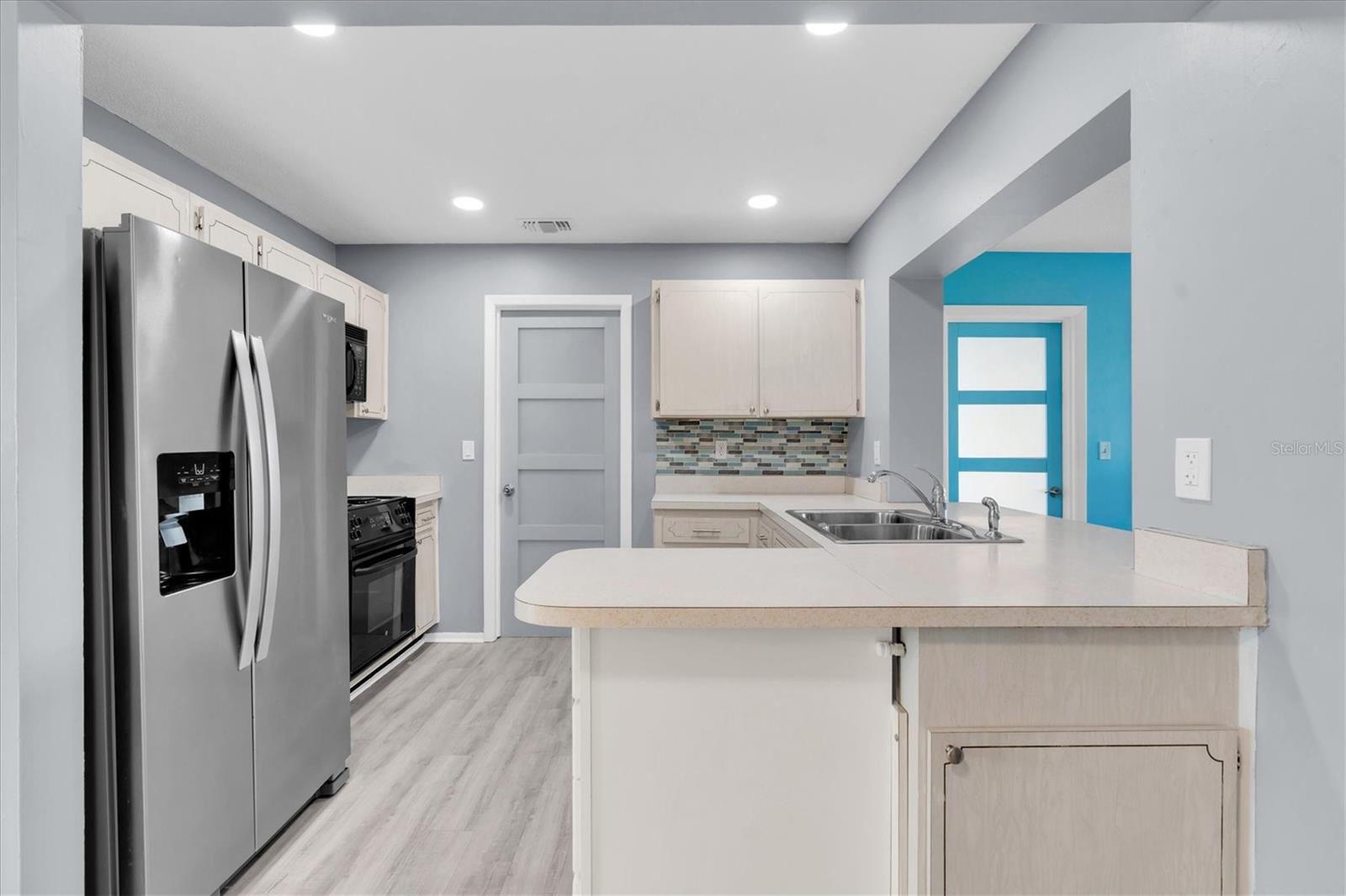 MAINLANDS OF TAMARAC BY THE GULF UNIT 3 CONDO - Residential