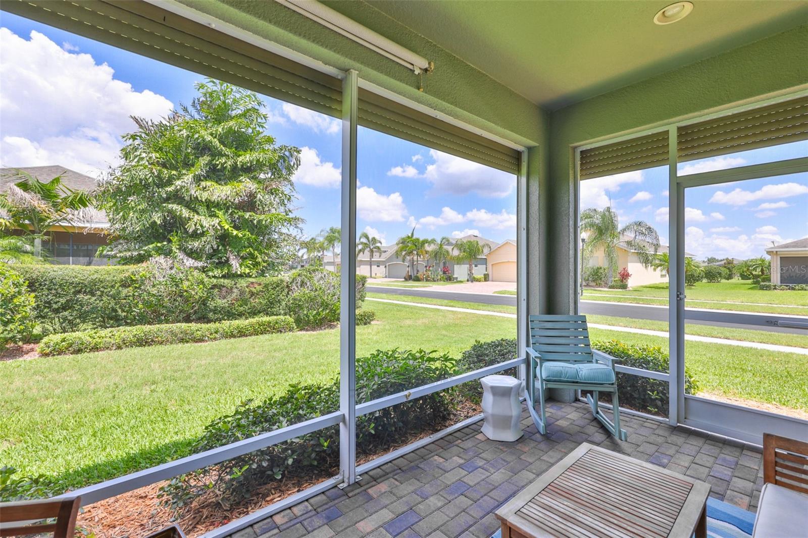 SUN CITY CENTER UNIT 274 & 2 - Residential