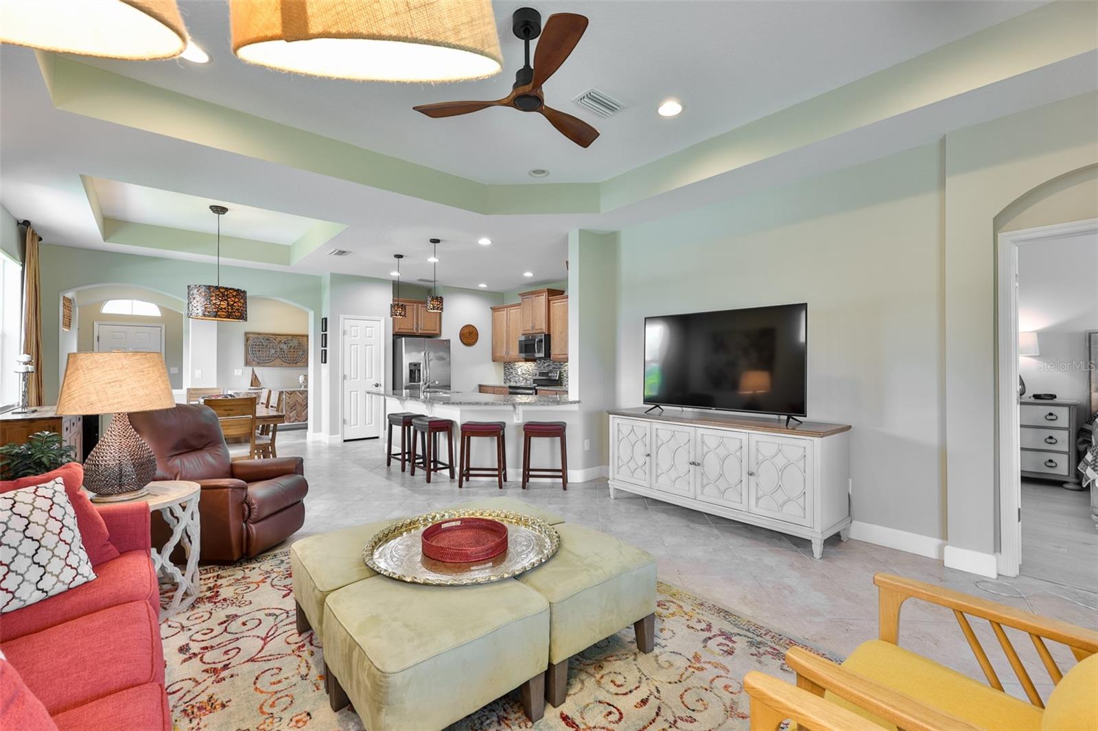 SUN CITY CENTER UNIT 274 & 2 - Residential