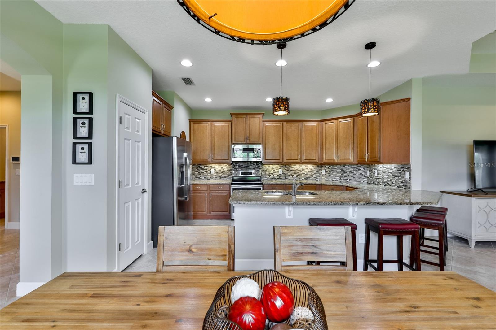 SUN CITY CENTER UNIT 274 & 2 - Residential