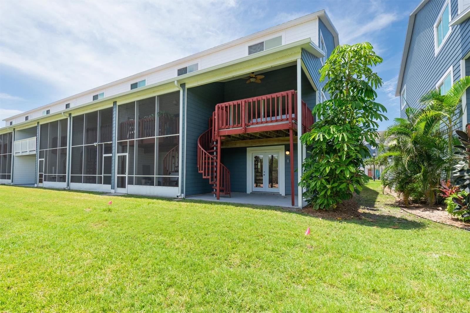 HIDDEN HARBOUR - Residential Lease