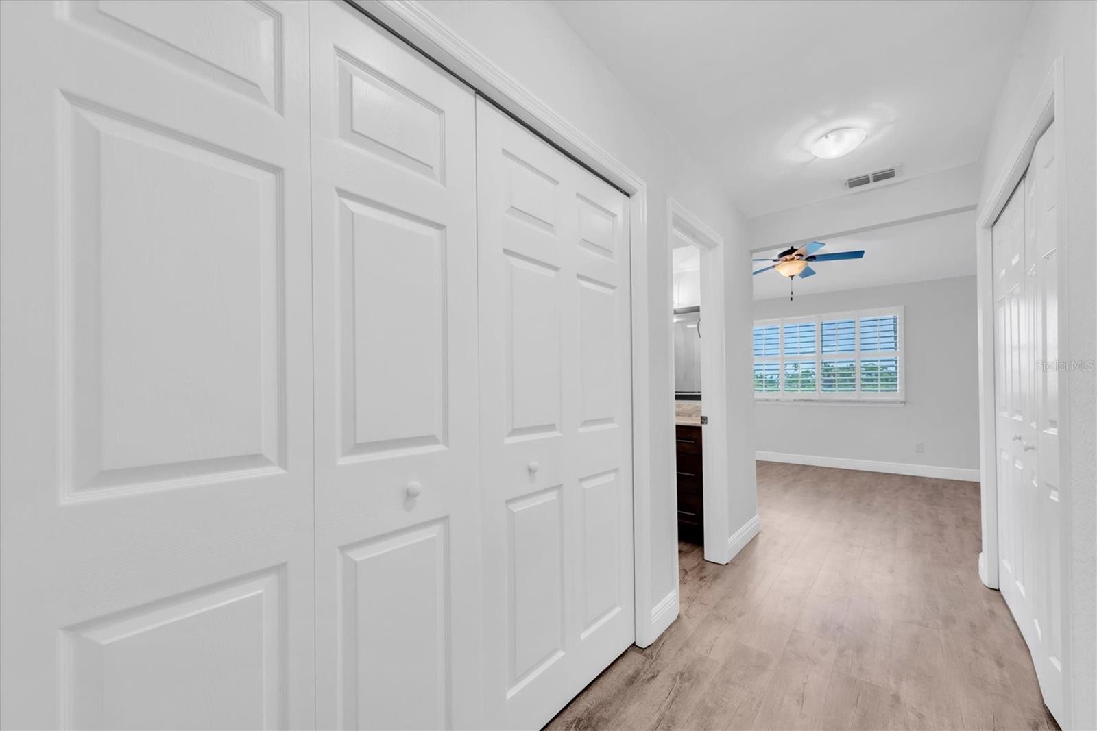 HIDDEN HARBOUR - Residential Lease