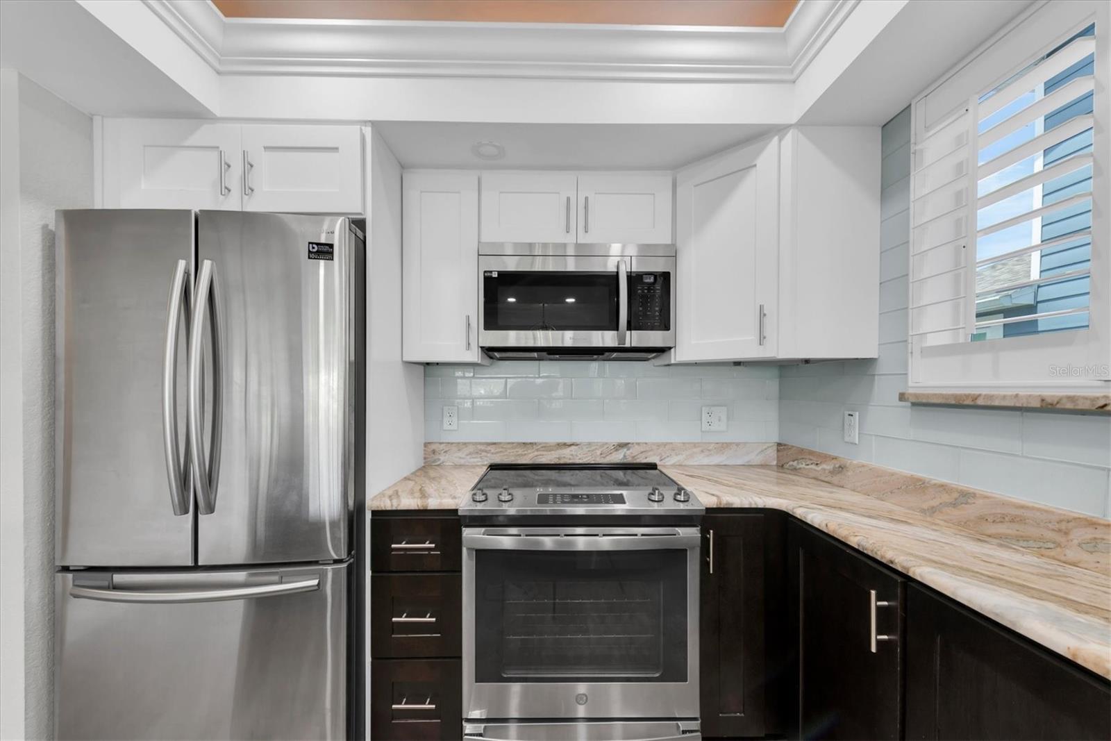HIDDEN HARBOUR - Residential Lease